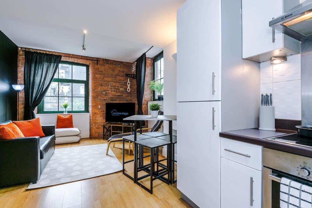 Stylish Apartment, Sleeps 4, Smart Tv, Next To Deansgate Apartamento *